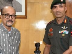 राज्यपाल श्री डेका से छत्तीसगढ़ टेरियर्स के कमांडिंग ऑफिसर ने सौजन्य भेंट की