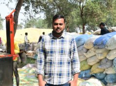 किसान वैभव ने धान उपार्जन केन्द्र में अच्छी व्यवस्था होने पर प्रसन्नता जाहिर की