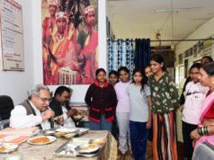 छत्तीसगढ़ राज्य खाद्य आयोग के अध्यक्ष श्री संदीप शर्मा ने आश्रम-छात्रावास, आंगनबाड़ी केन्द्रों, शासकीय उचित मूल्य दुकानों एवं विद्यालयों का किया निरीक्षण