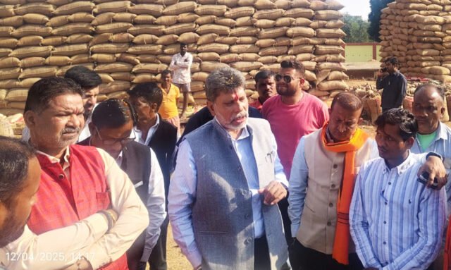 Untitled-20 copy.jpgkuct