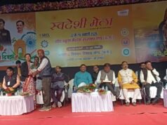 स्वदेशी मेला बना स्वावलंबन, संस्कृति और सम्मान का संगम : संतोष पांडे