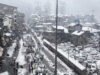 हिमाचल प्रदेश में बारिश और हिमपात से तापमान में गिरावट, किसानों…