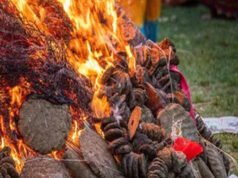 Holika Dahan 2026: कर लें होलिका दहन के दिन ये काम, जीवन में आएगी खुशहाली!