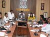 CG: बजट में शामिल विकास कार्य को प्राथमिकता देते हुए शीघ्र प्राक्कलन बनाकर करें प्रस्तुत – कलेक्टर…