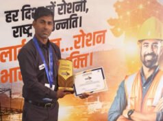 CG” राजनांदगांव के लाइनमैन ईश्वरी लाल वर्मा दिल्ली में राष्ट्रीय स्तर पर सम्मानित:- केंद्रीय ऊर्जा राज्यमंत्री श्री नाईक ने दिया सर्वश्रेष्ठ लाइनमैन का पुरस्कार…