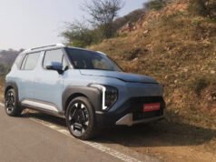 Kia Syros पर ₹60,000 तक का डिस्काउंट: जानें कीमत और फीचर्स…
