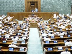 “Parliament Session LIVE:17 अप्रैल को शाम 4 बजे होगी तीन महत्वपूर्ण विधेयकों संविधान पर वोटिंग”