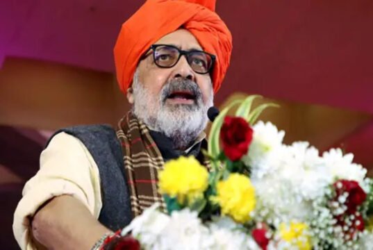 केंद्रीय मंत्री श्री गिरिराज सिंह ने मुख्यमंत्री श्री विष्णुदेव साय से की सौजन्य भेंट…