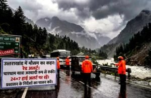 उत्तराखंड में भारी वर्षा और यात्रा पर प्रभाव: चारधाम यात्रा अस्थायी रूप से रोकी गई भारी बारिश…