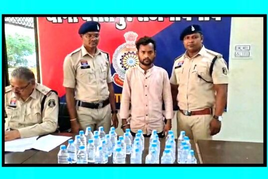 cg” अवैध शराब बेचने वाले के विरुद्ध थाना बसंतपुर पुलिस की कार्रवाई…”