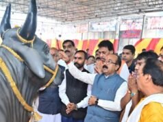 उप मुख्यमंत्री श्री अरुण साव महारुद्राभिषेक में हुए शामिल…