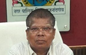 दुर्गा पंडालों और विसर्जन में स्वच्छता का रखें विशेष ध्यान : पॉली पेपर का बिल्कुल न करें उपयोग, आयुक्त मरकाम की अपील