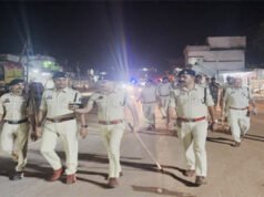 गंडई और नर्मदा क्षेत्र में पुलिस की कॉम्बिंग गश्त, असामाजिक तत्वों को दी सख्त हिदायत